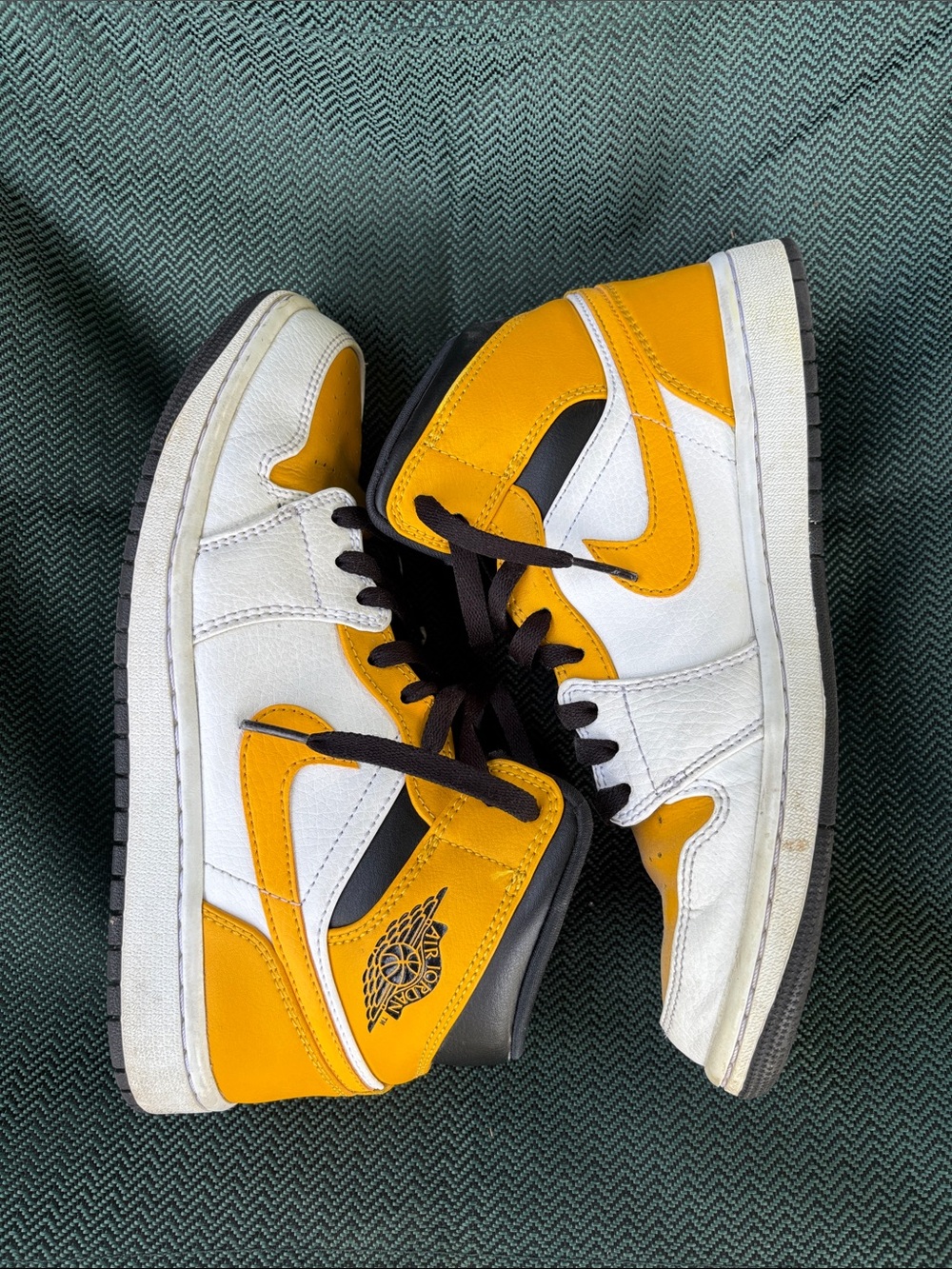 Nike Air Jordan 1 Mid "Taxi" Sneakers Leather. Size 8 Mid Top. Collectible